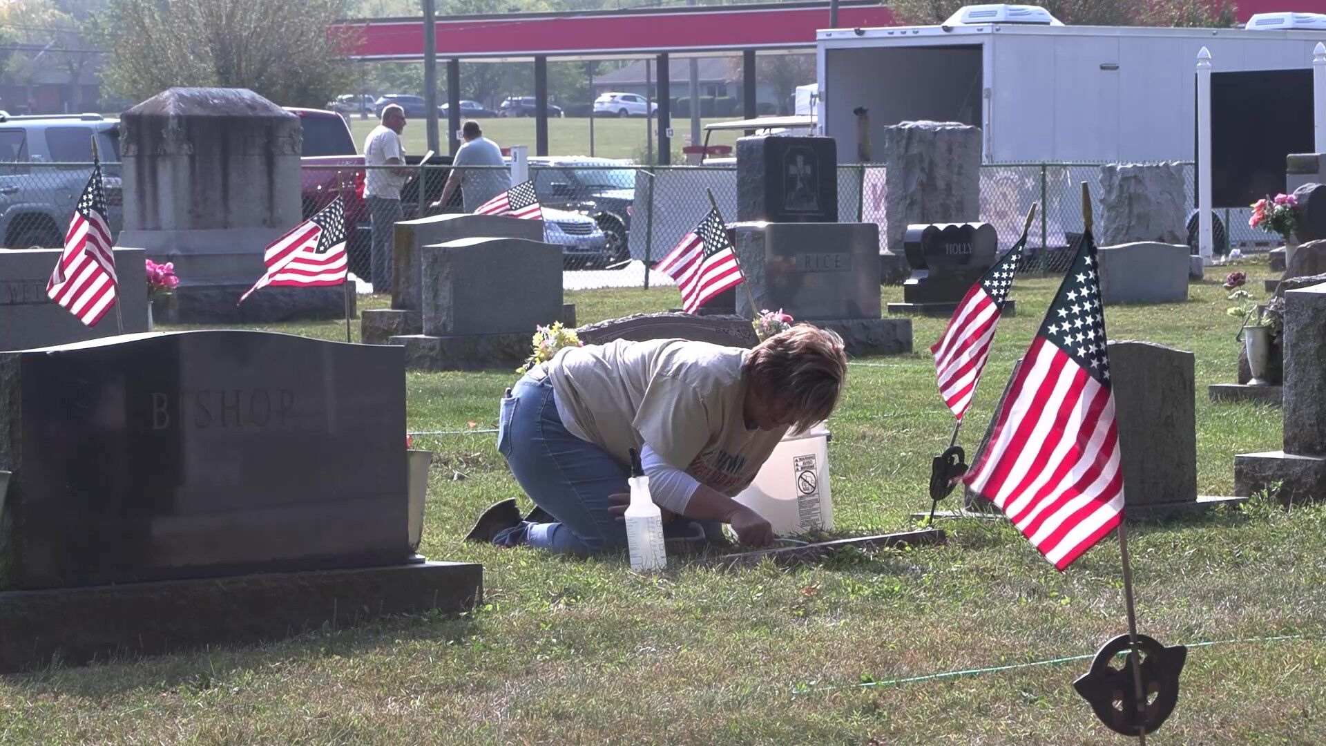 Hundreds volunteer for 9th annual United Way Day of Caring in Lima